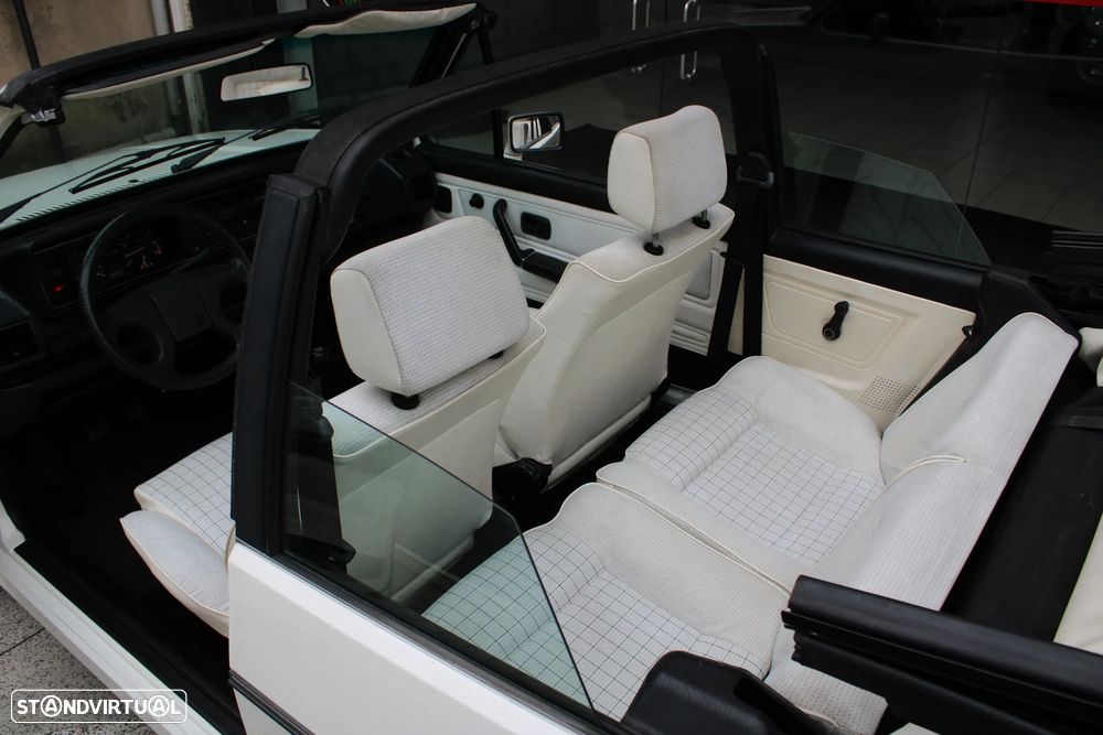 VW Golf Cabriolet 1.6 - 38
