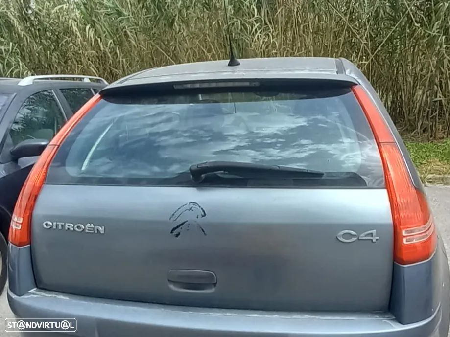 Citroën C4 1.4 16V SX - 12