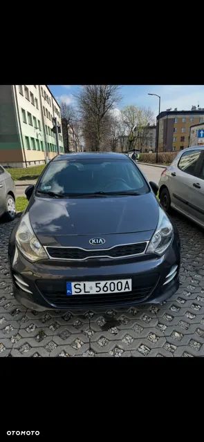 Kia Rio - 1