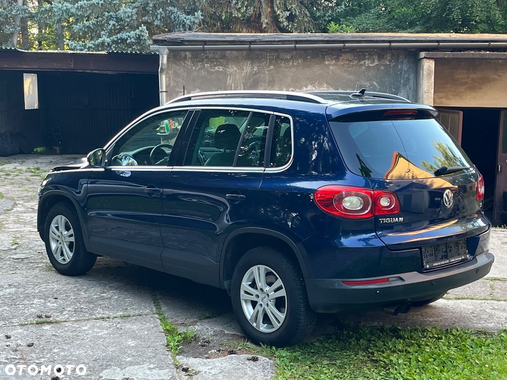 Volkswagen Tiguan - 6