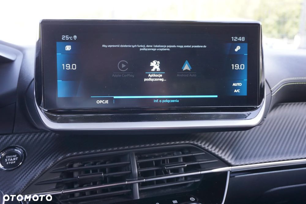 Peugeot 2008 PureTech 130 EAT8 GT - 28