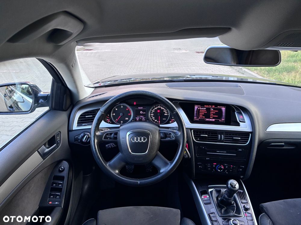 Audi A4 Avant 2.0 TDI DPF Attraction - 8