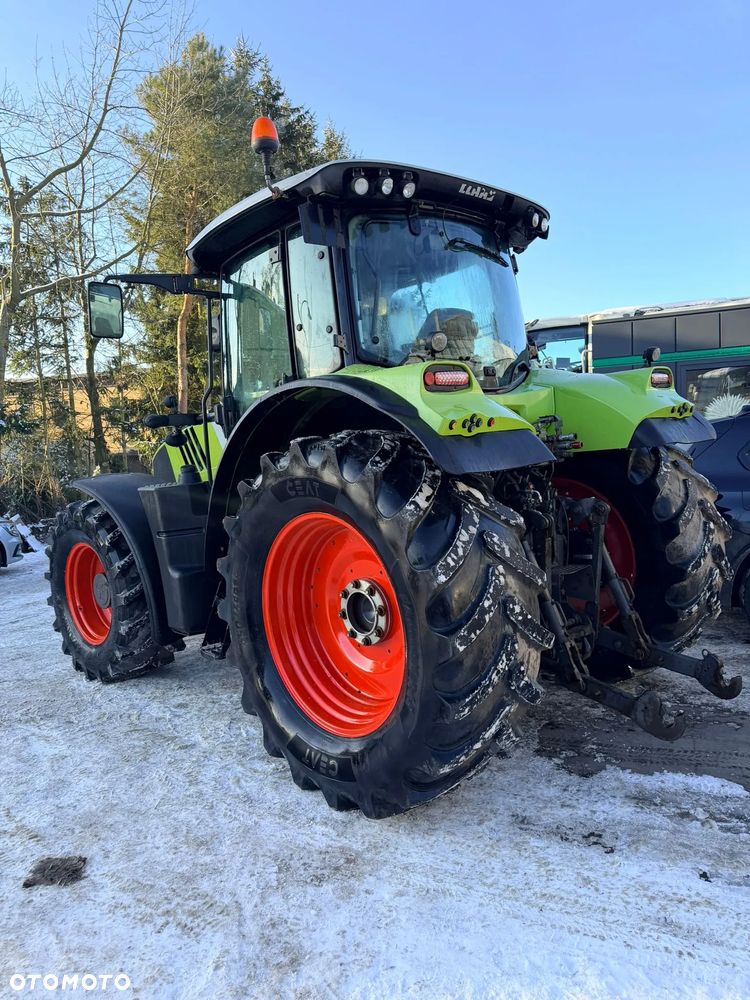Claas Arion 650 - 10