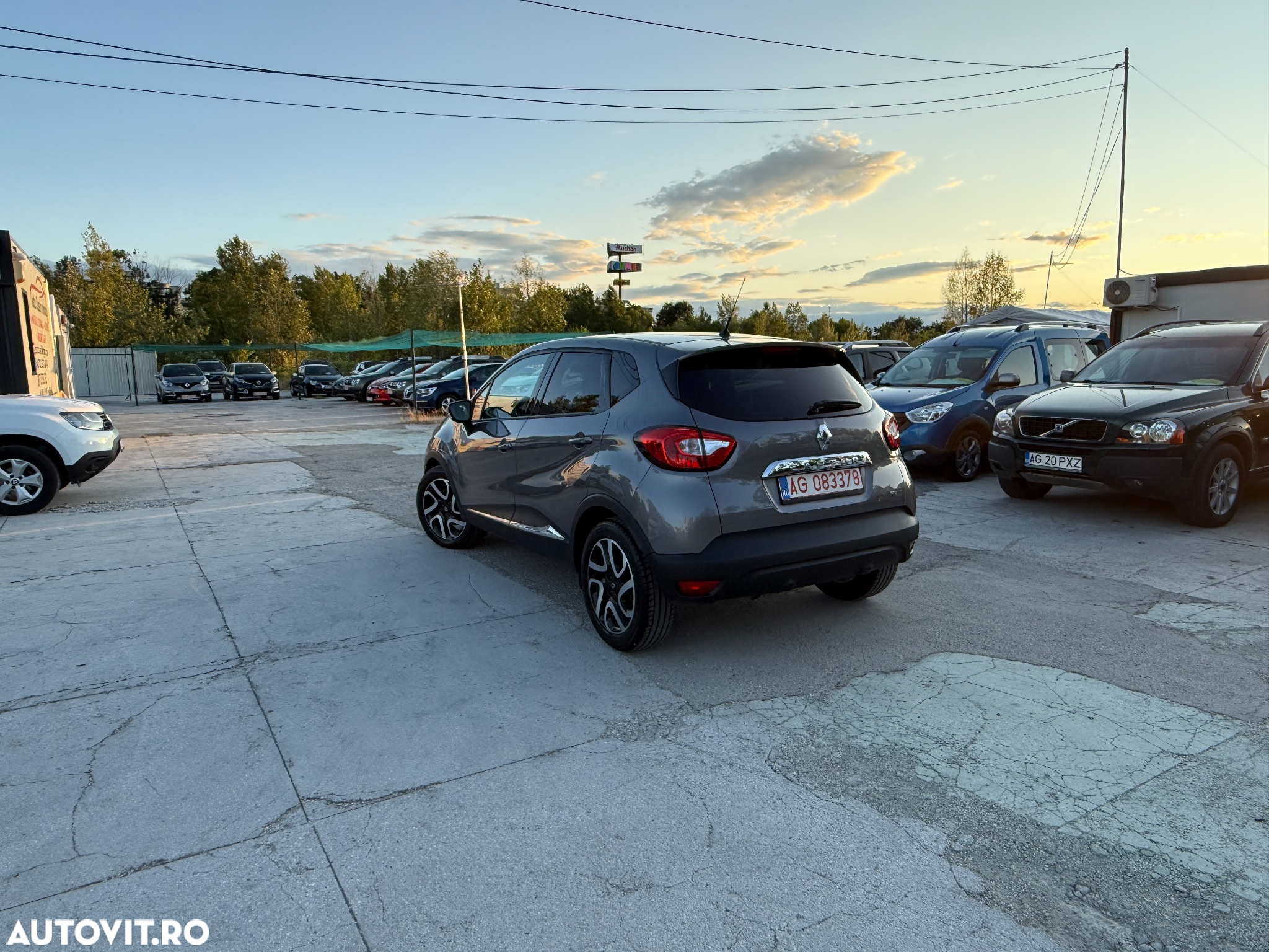 Renault Captur ENERGY TCe EDC Intens - 4