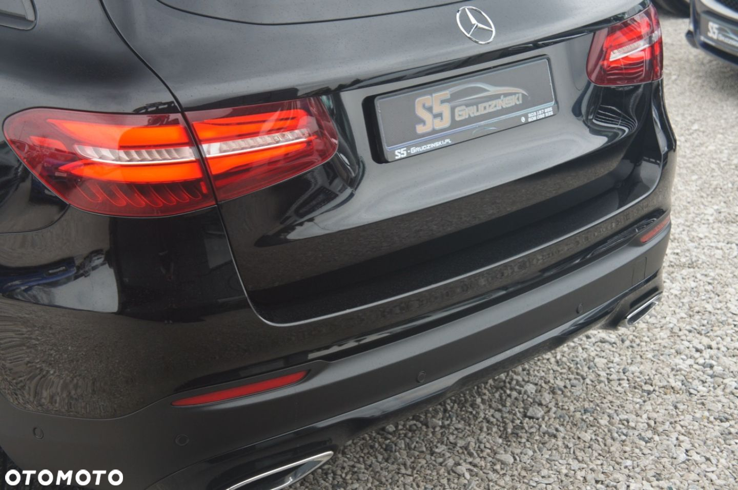 Mercedes-Benz GLC - 27