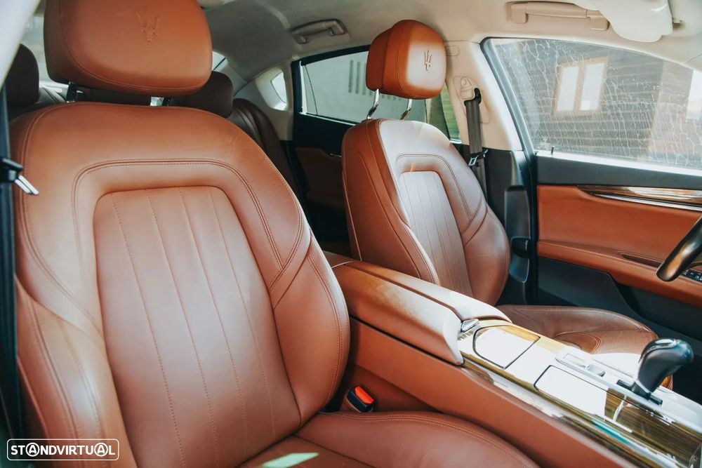 Maserati Quattroporte D Auto - 38