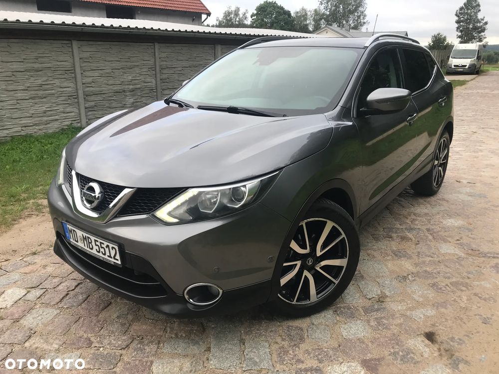 Nissan Qashqai 1.6 DIG-T 360 - 1