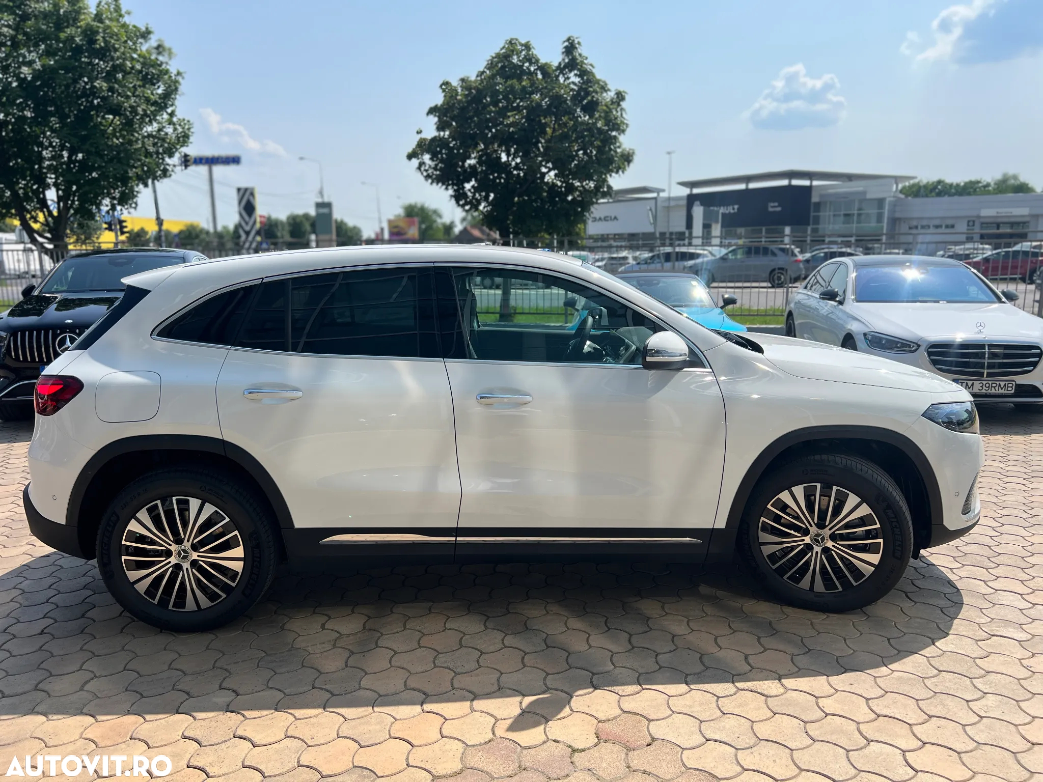 Mercedes-Benz EQA 250+ - 6