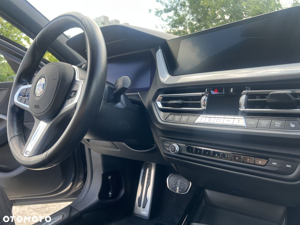 BMW Seria 1 118i M Sport - 10