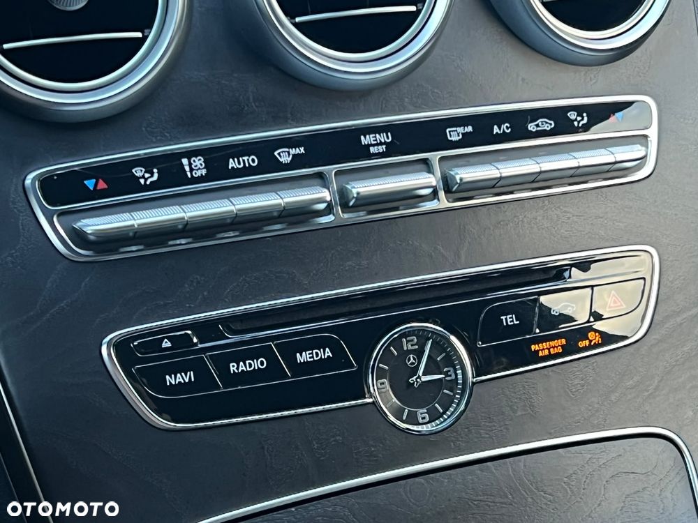 Mercedes-Benz Klasa C 220 (BlueTEC) d 7G-TRONIC Exclusive - 32