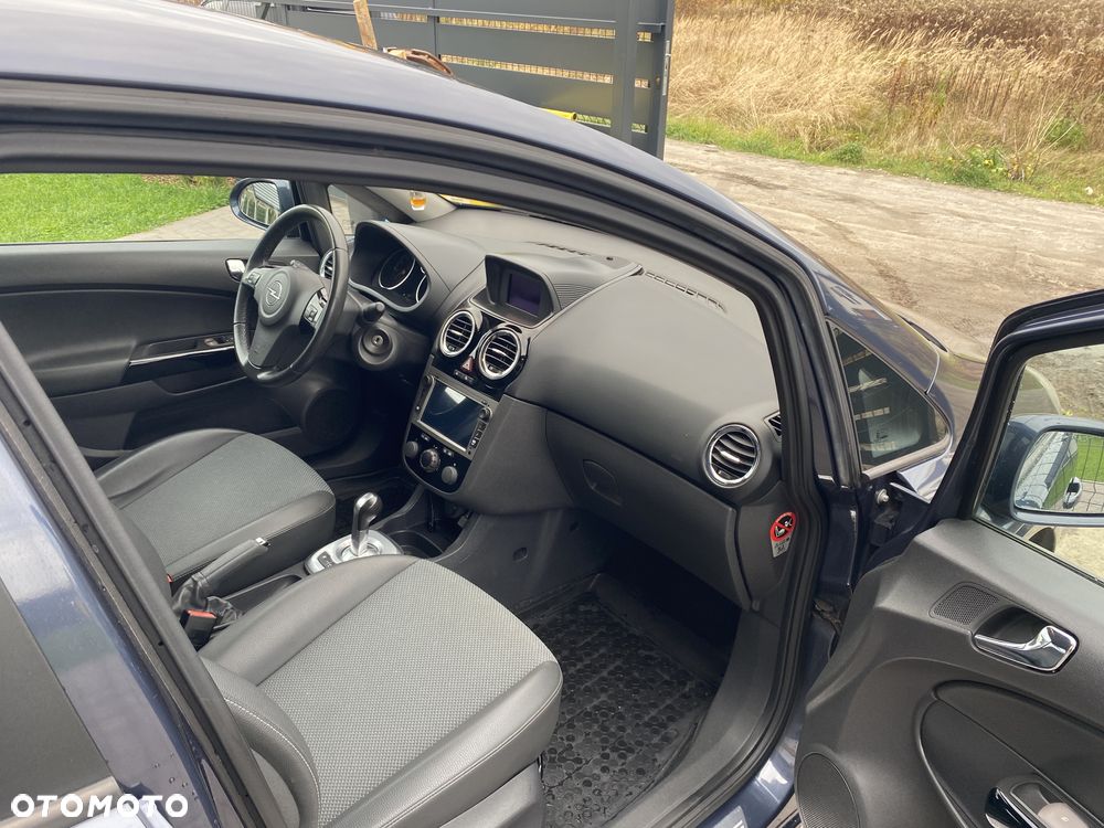 Opel Corsa 1.2 16V Cosmo EasyTronic - 8