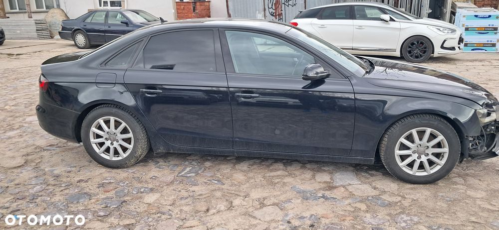 Audi A4 Limousine 1.8 TFSI Attraction - 8