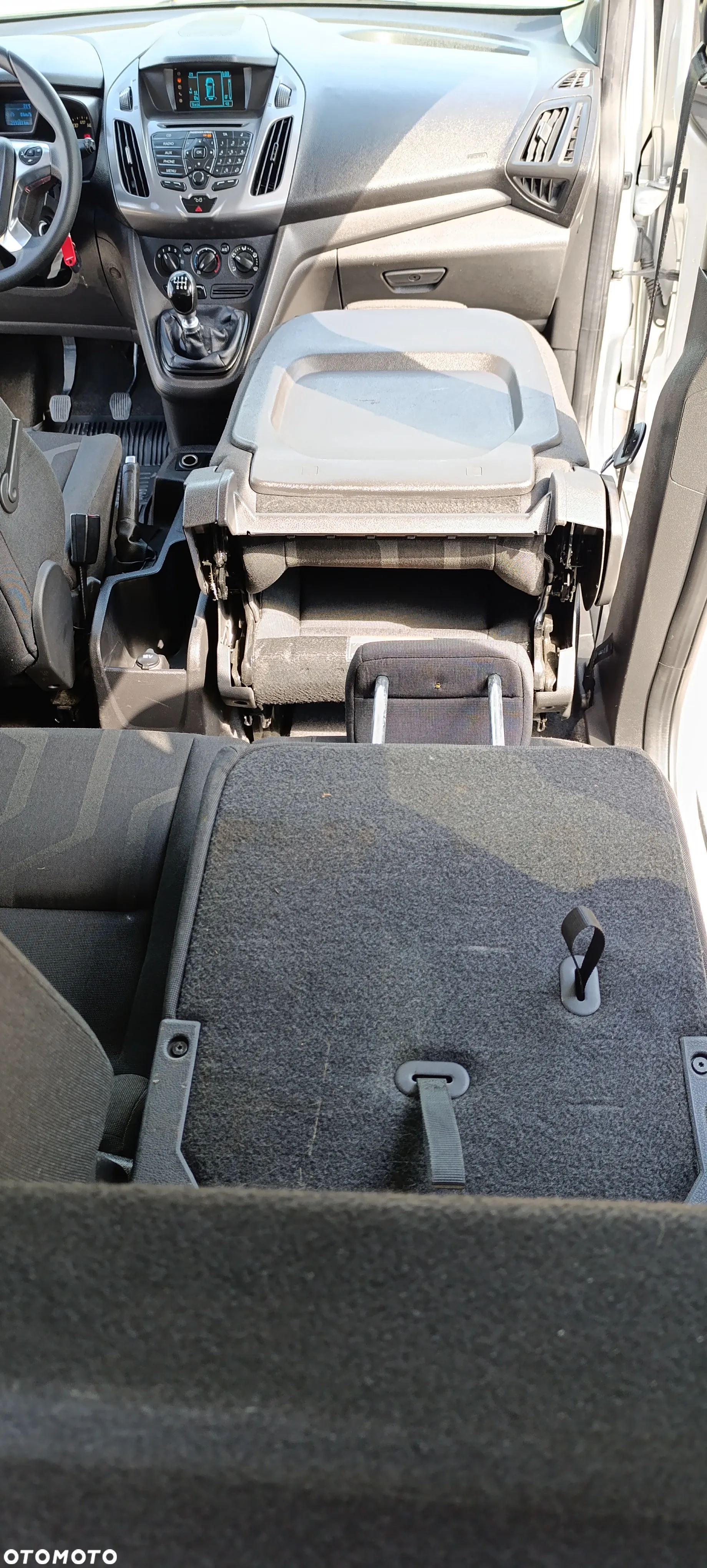 Ford Tourneo Connect - 23