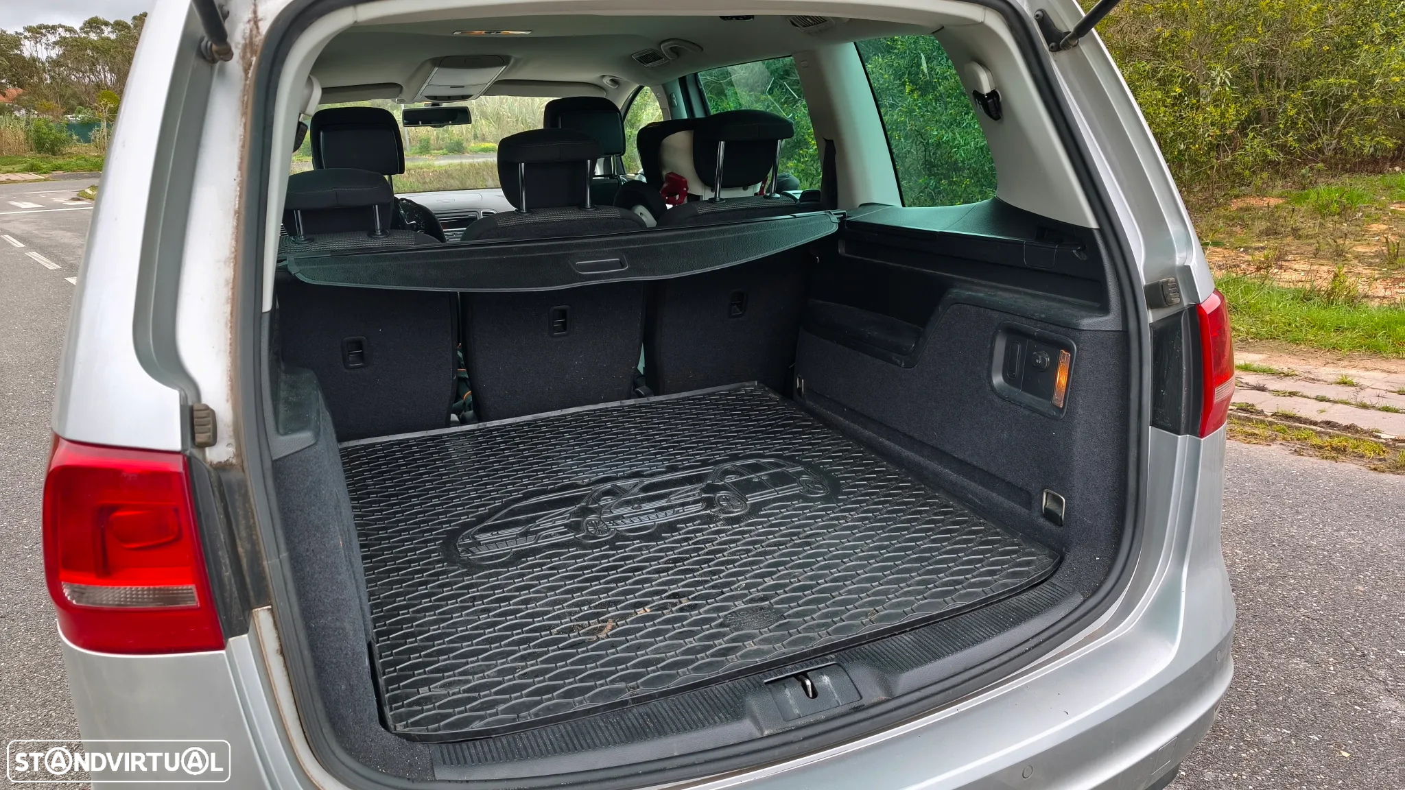 VW Sharan - 8
