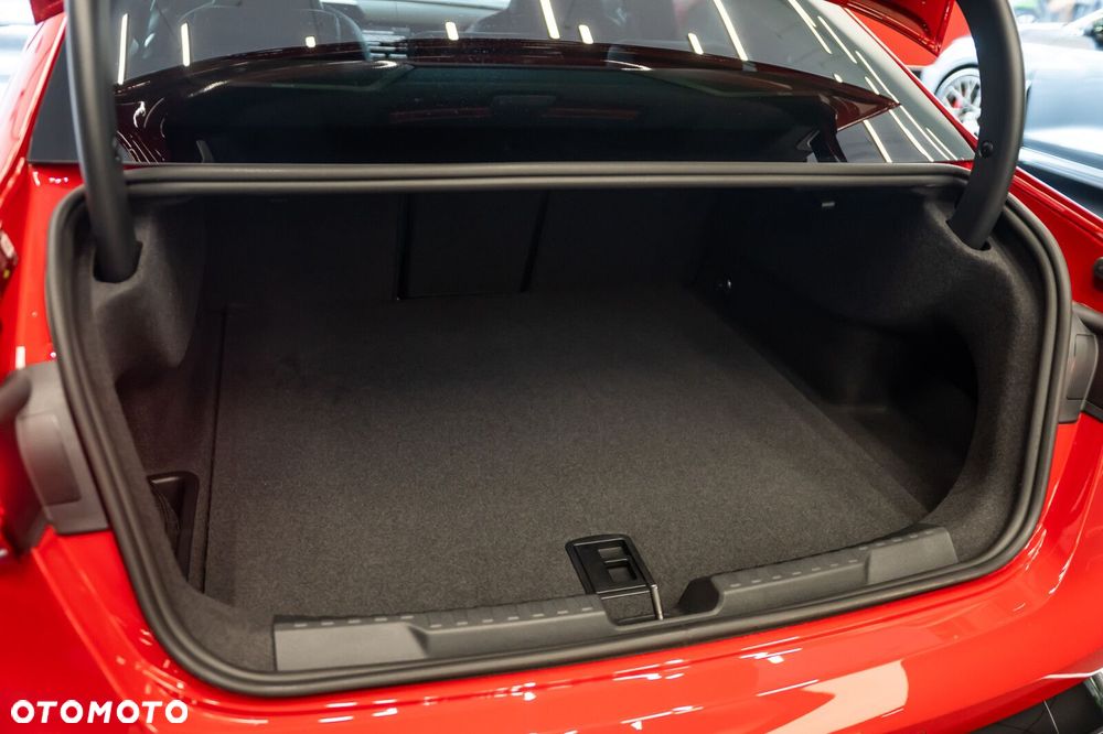 Audi RS3 Limousine TFSI Quattro S tronic - 9