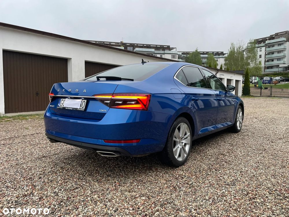 Skoda Superb 2.0 TSI 4x4 Style DSG - 9