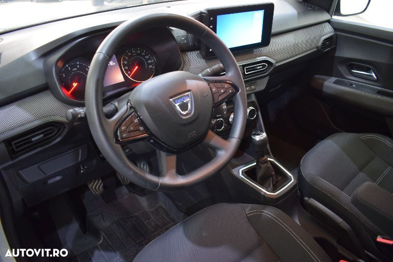 Dacia Logan TCe 90 MT6 Comfort - 24