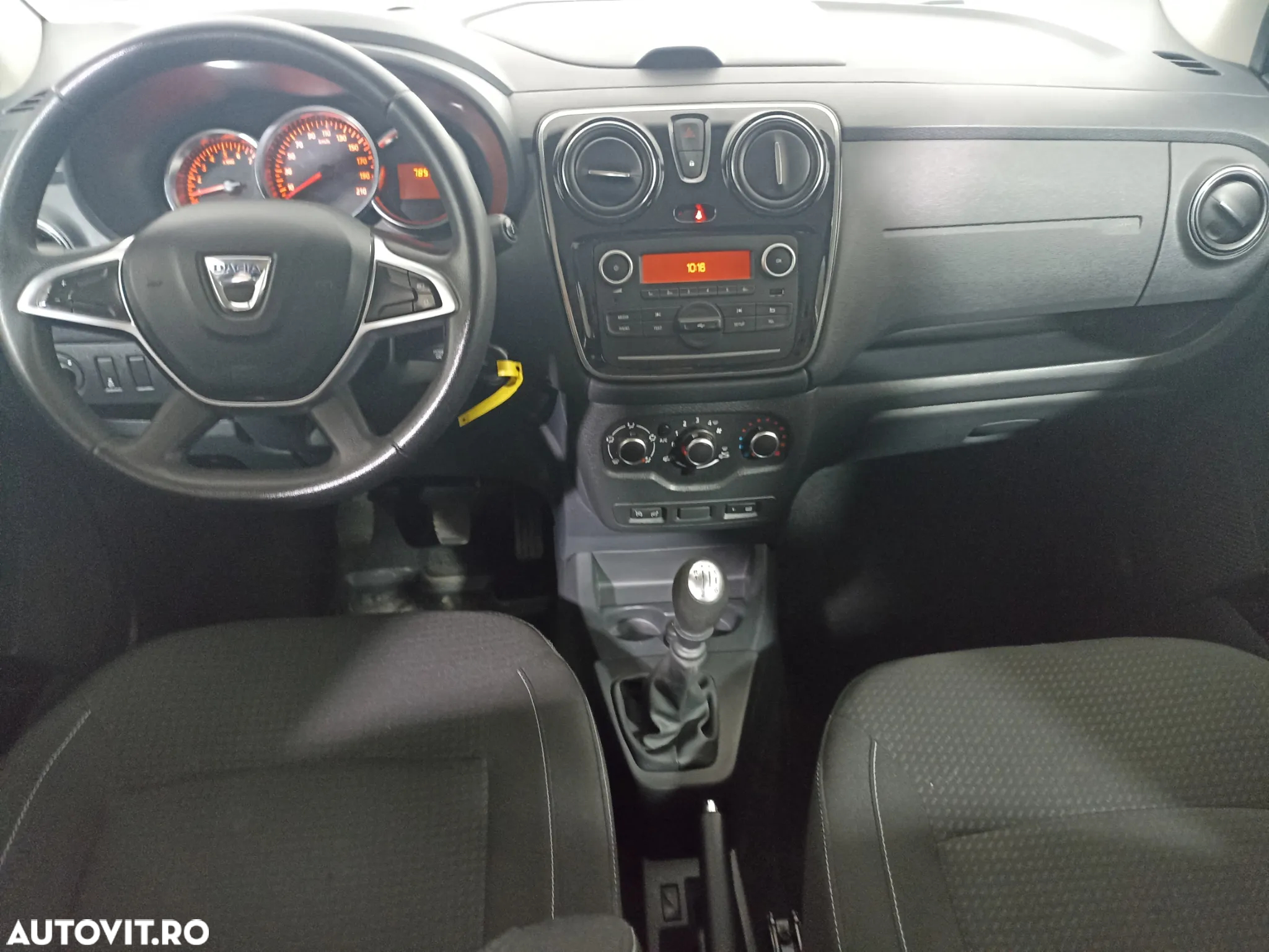 Dacia Lodgy 1.5 Blue dCi Laureate - 11