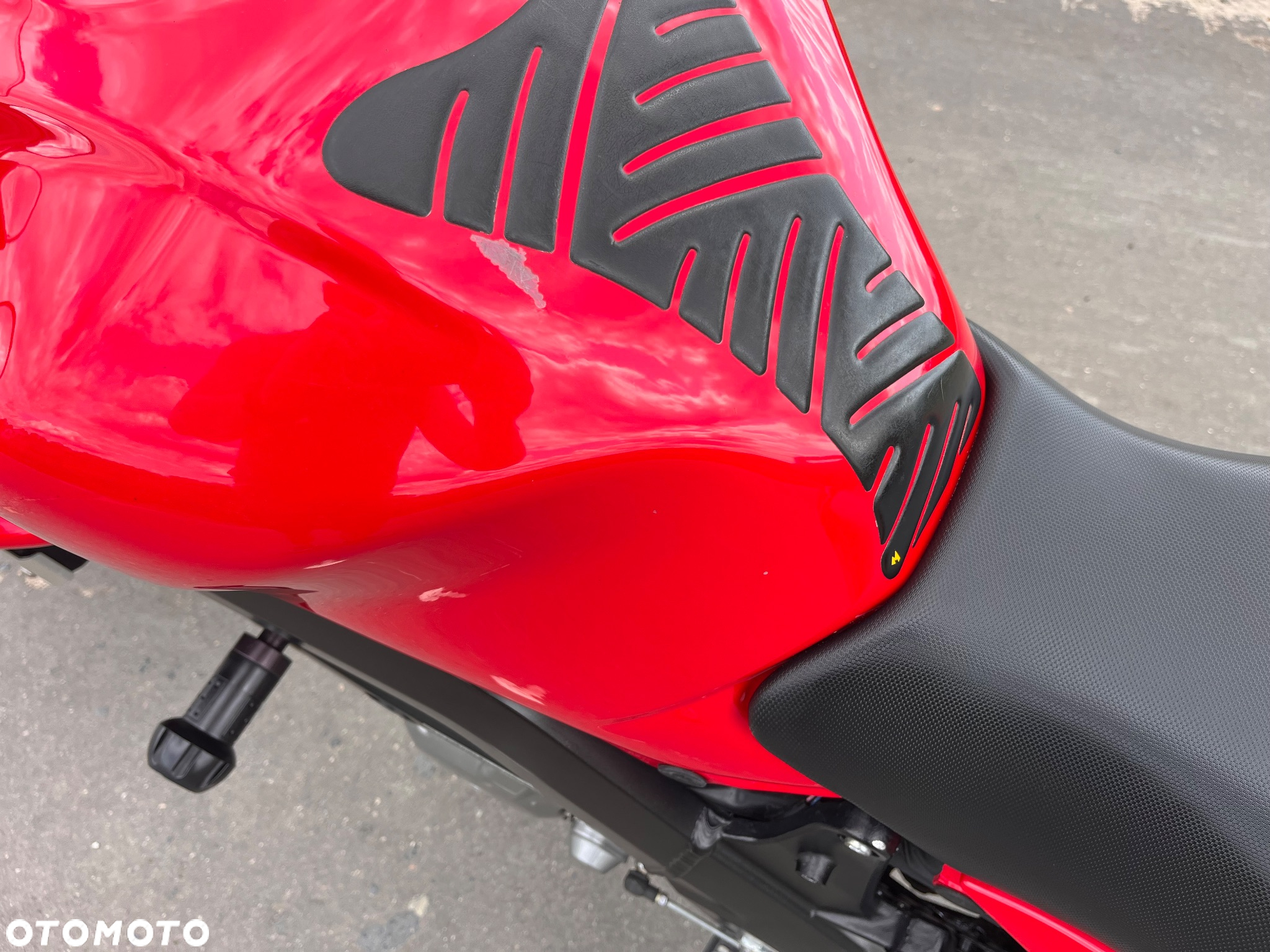 Suzuki SV - 16