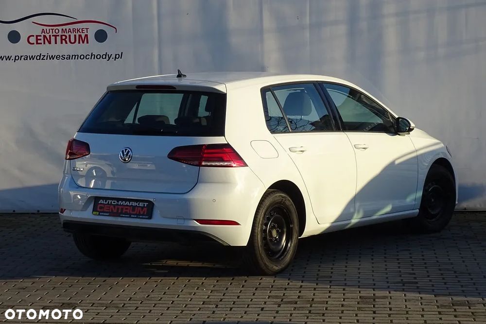 Volkswagen Golf VII 1.6 TDI BMT Trendline - 12