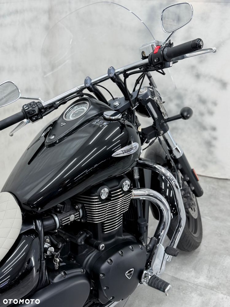 Triumph Thunderbird - 6