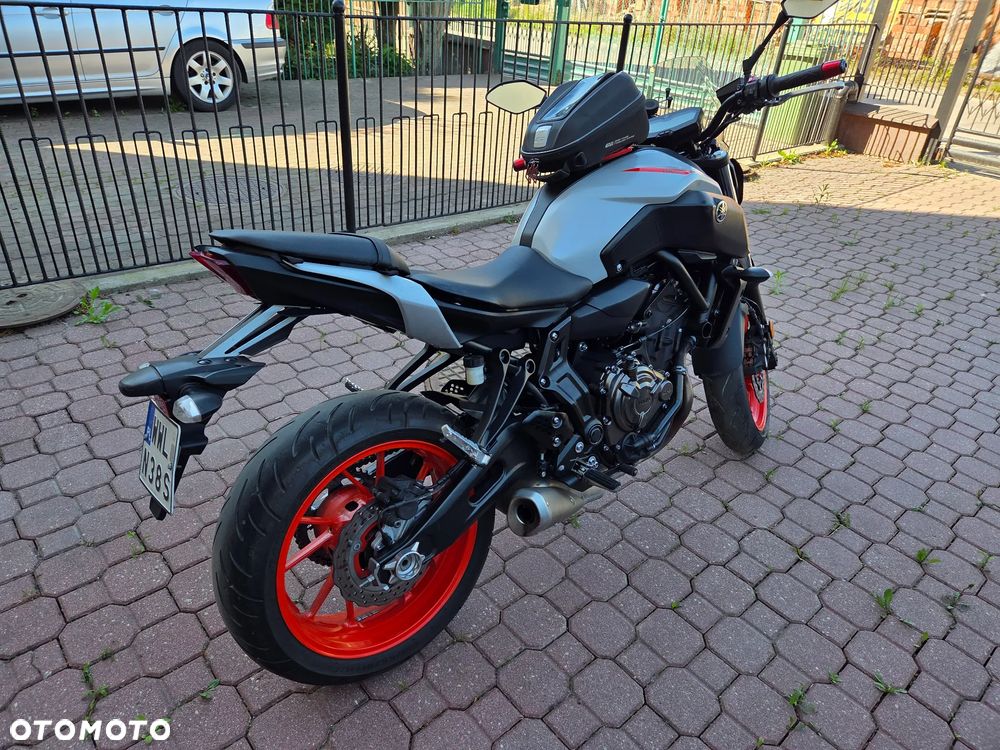 Yamaha MT - 4