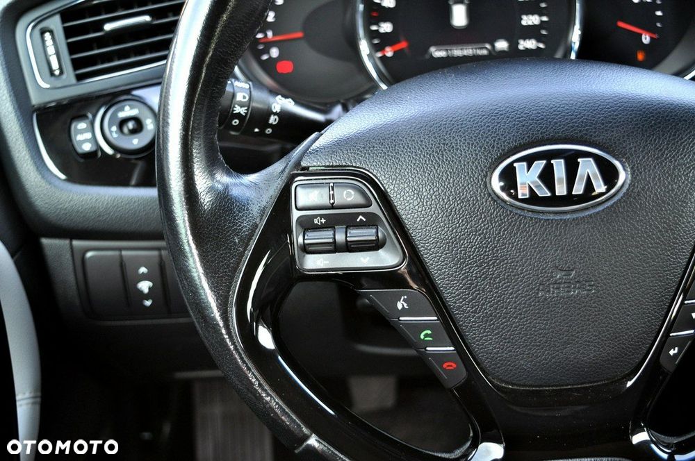 Kia Ceed 1.6 CRDi XL - 26