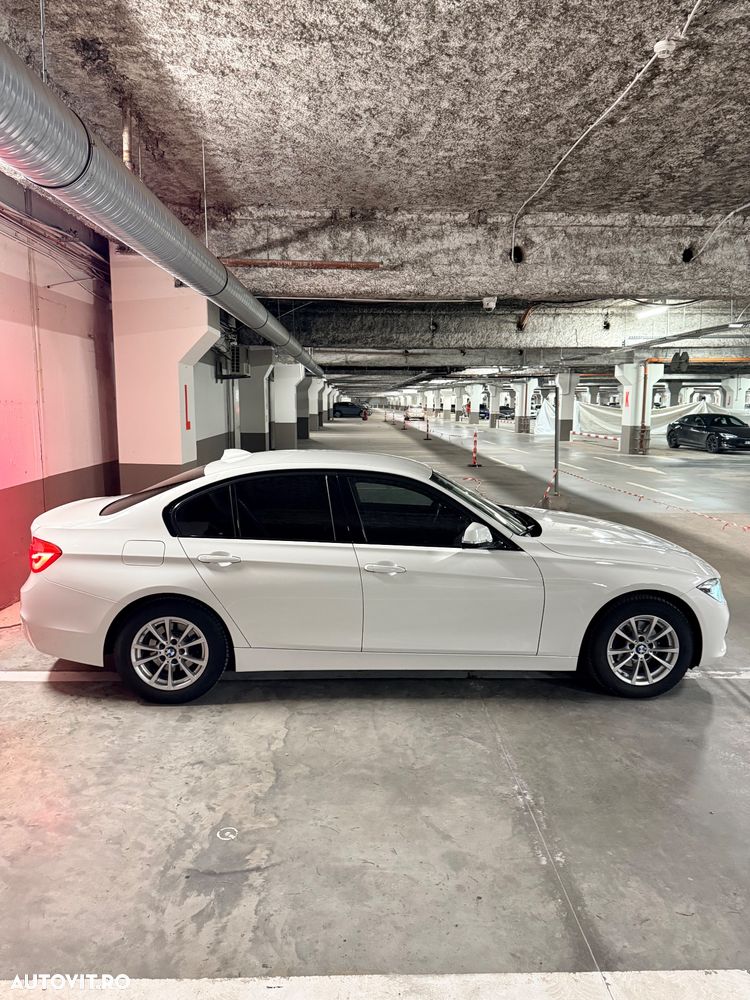 BMW Seria 3 318i Aut. Advantage - 3