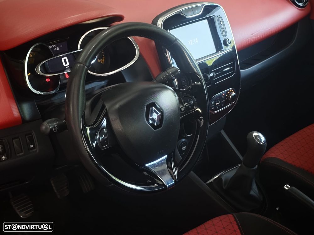 Renault Clio Sport Tourer dCi 90 Limited - 23