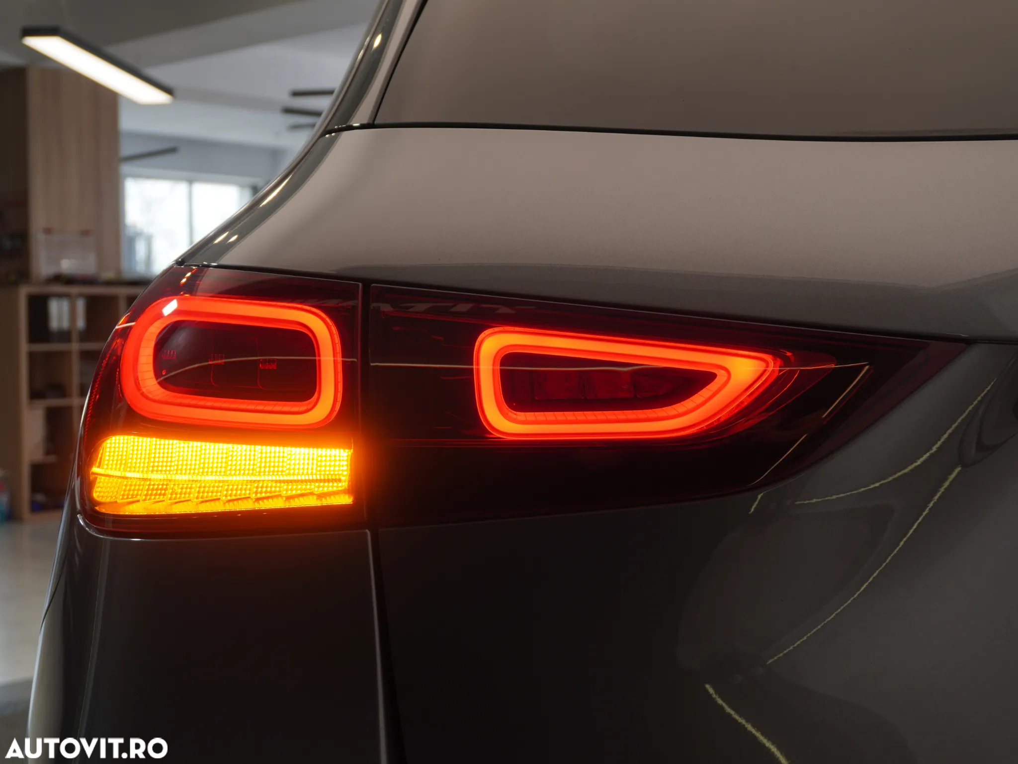 Mercedes-Benz GLA 250 4Matic 8G-DCT AMG Line - 16