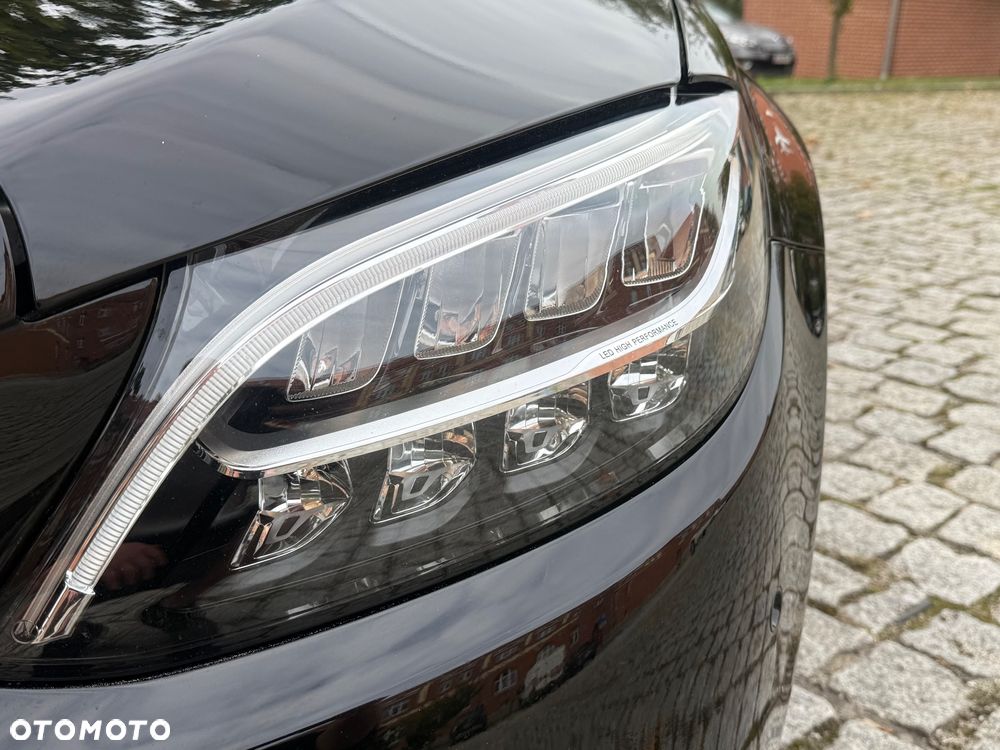 Mercedes-Benz Klasa C 160 9G-TRONIC - 22