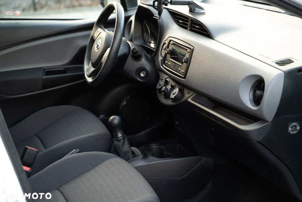 Toyota Yaris 1.0 Life - 37