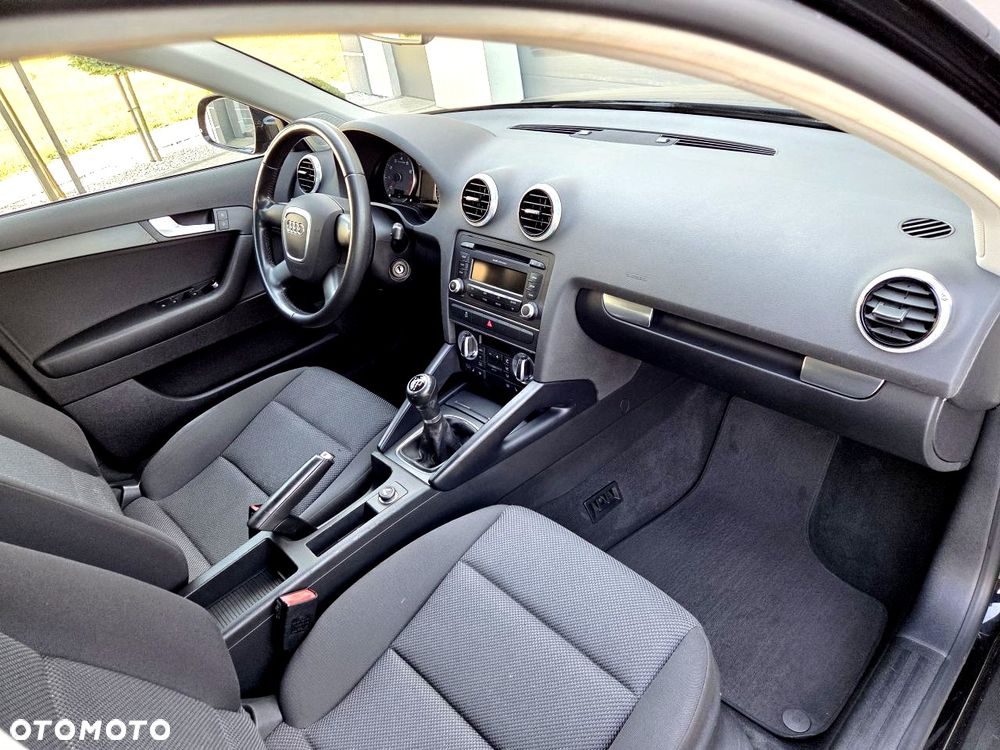 Audi A3 Sportback - 18