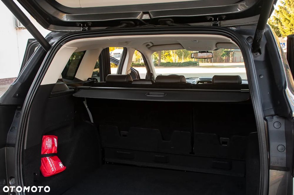 Ford Kuga 2.0 TDCi AWD Titanium - 24