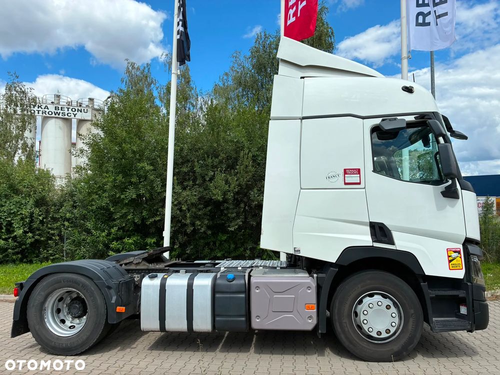 Renault T480 Sleeper Cab - 4