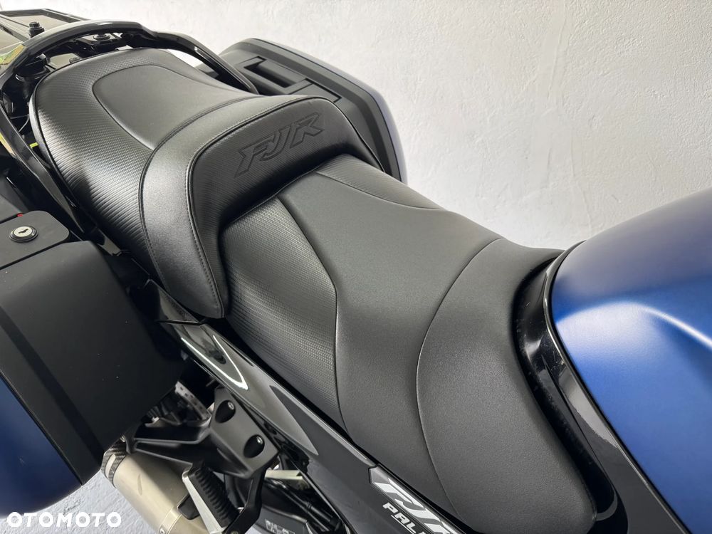 Yamaha FJR - 25