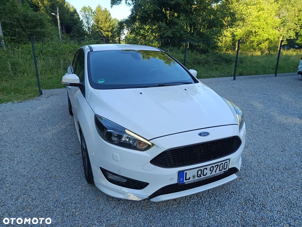 Ford Focus 1.0 EcoBoost Start-Stopp-System ST-LINE - 5