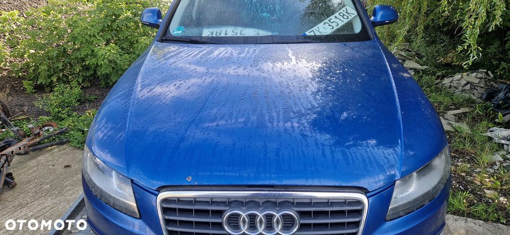 AUDI A4 B8 AVANT MASKA LX5V