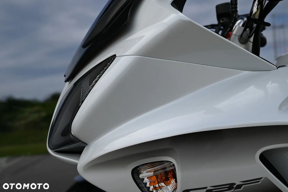 Honda CBF - 21