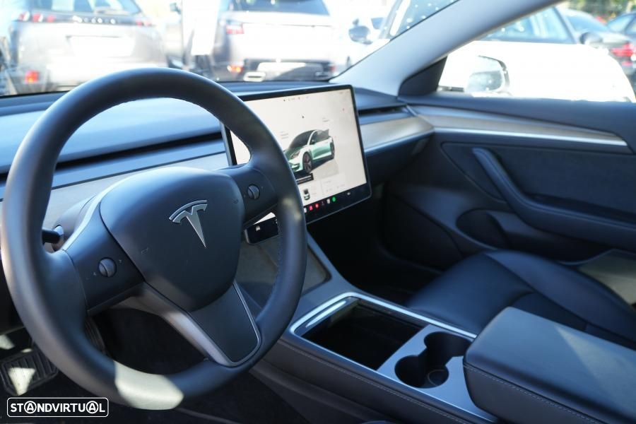 Tesla Model 3 Long Range Tração Traseira - 7