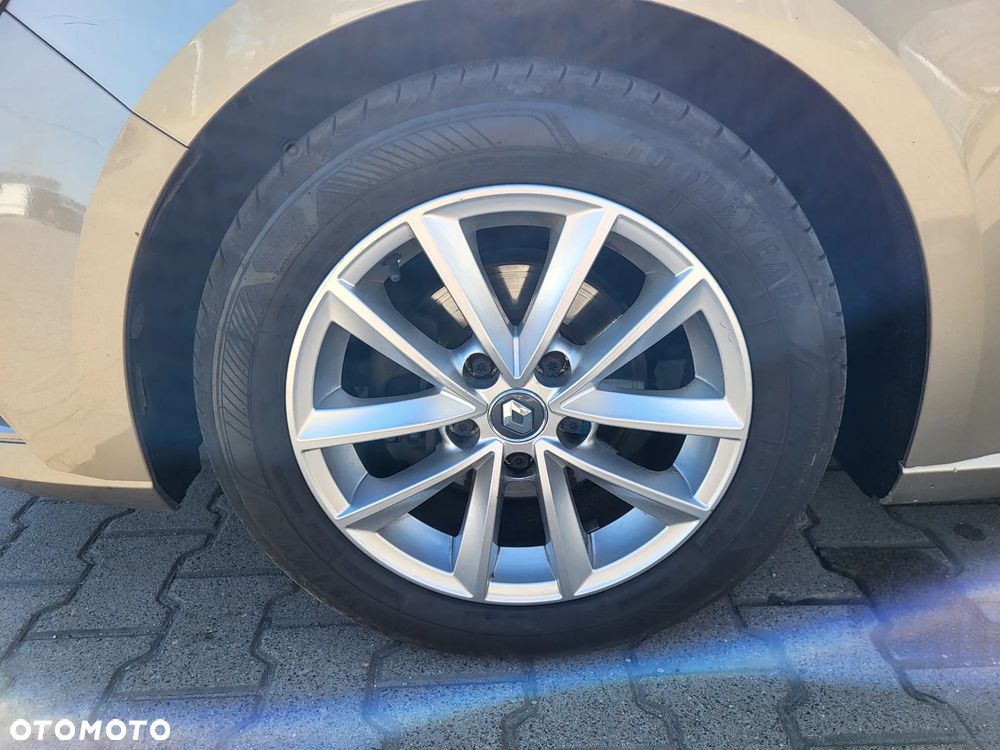 Renault Megane 1.6 SCe Zen - 33