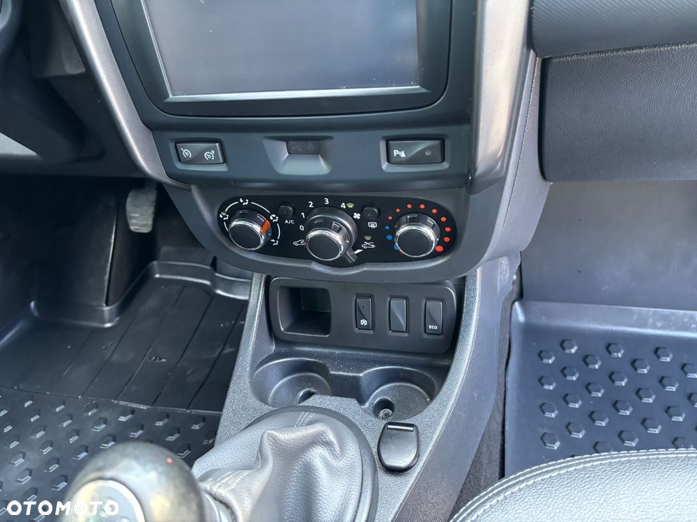Dacia Duster 1.2 TCe Laureate - 11
