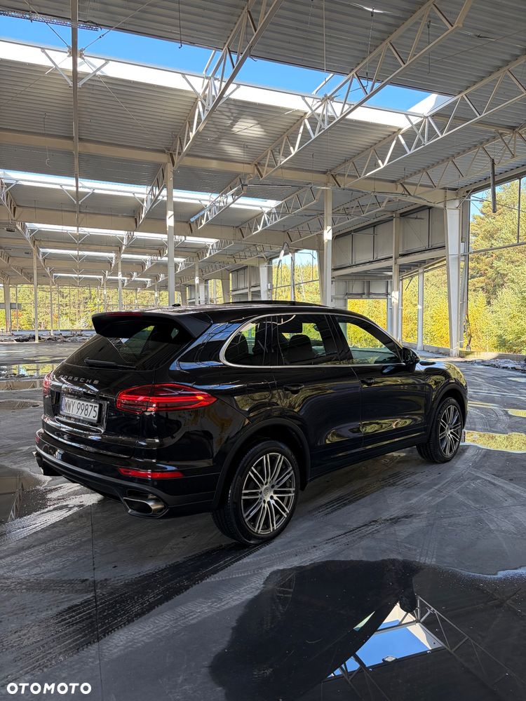 Porsche Cayenne Standard - 22