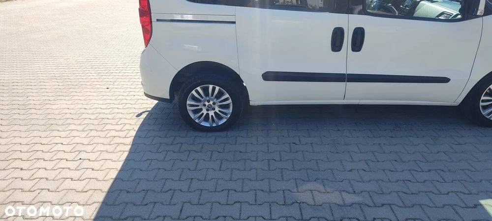 Fiat Doblo 2.0 Multijet 16V Emotion - 11