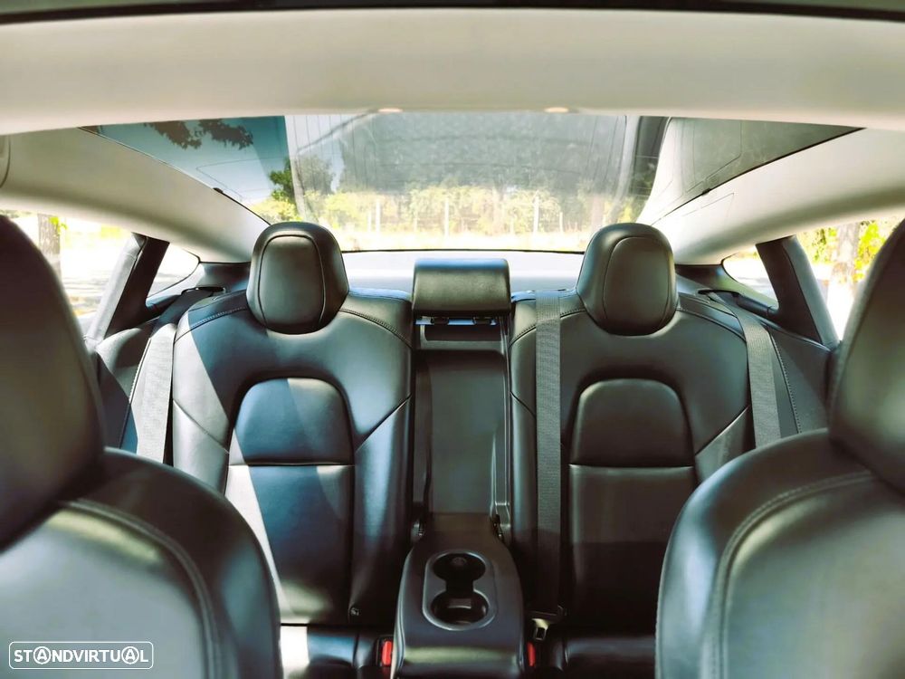 Tesla Model 3 Long Range AWD Dual Motor Performance - 5