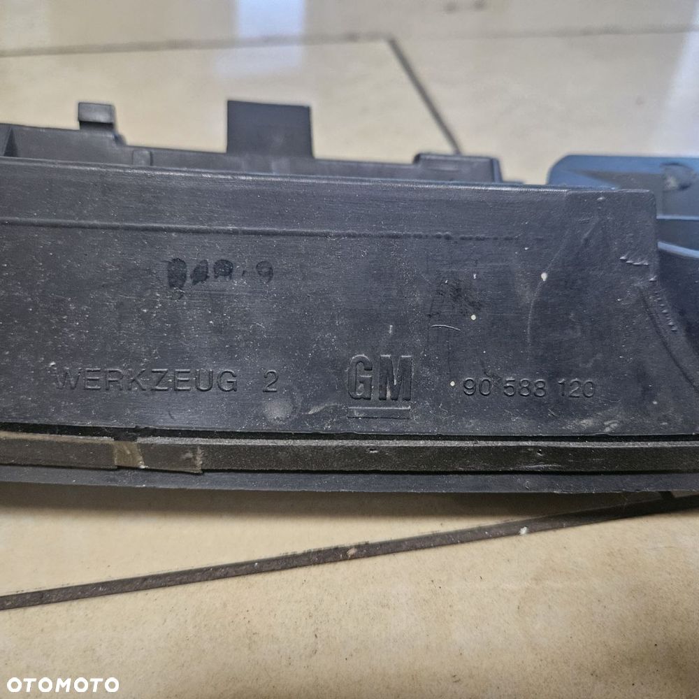 OPEL ASTRA G / II /  GRILL ATRAPA 90588120 - 3