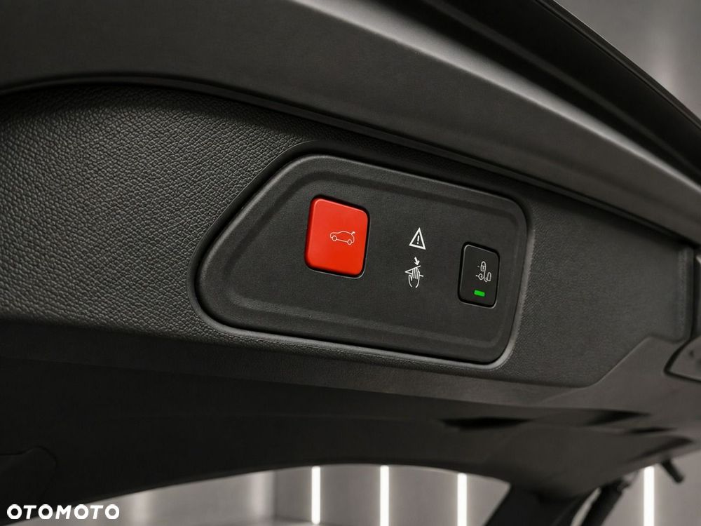 Peugeot 3008 - 16