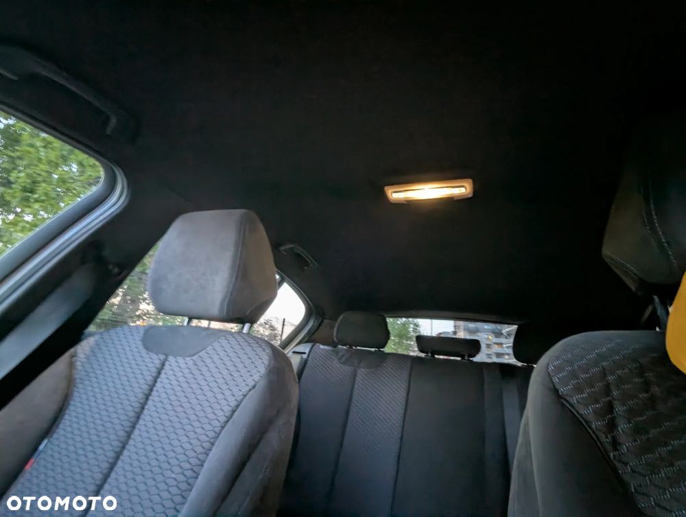 BMW Seria 1 118d - 19