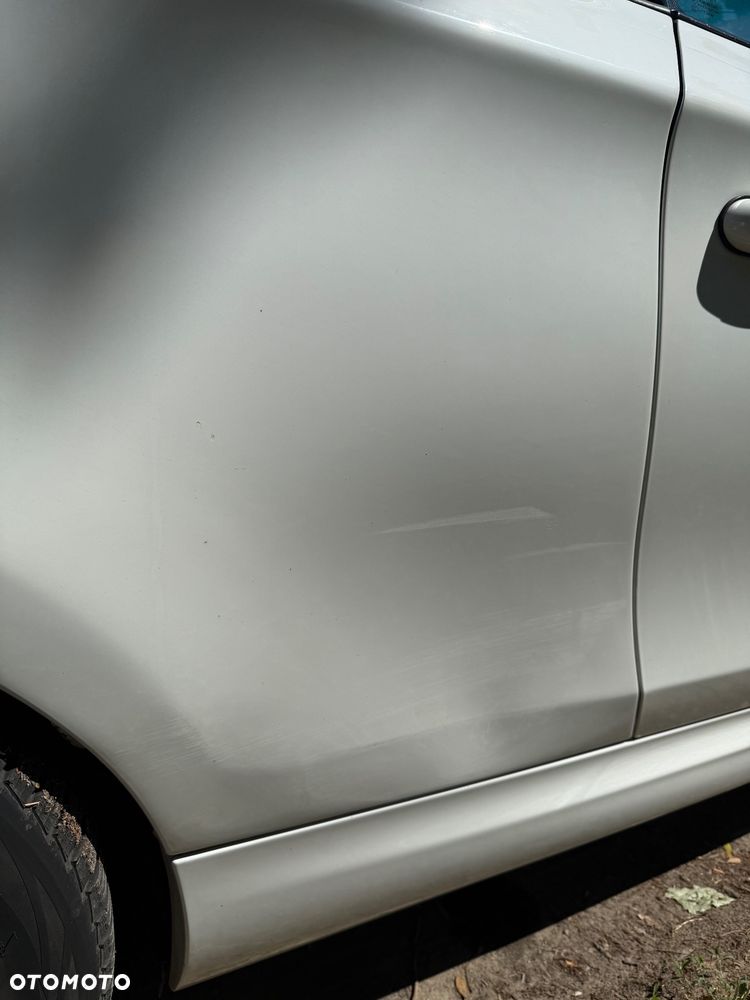 BMW Seria 1 123d - 15