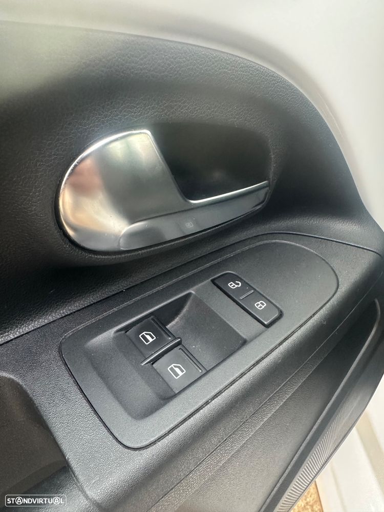 VW Up! 1.0 BlueMotion Move - 13